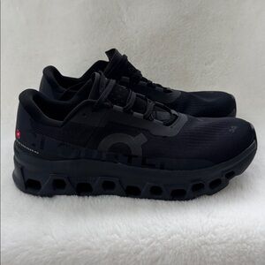 OC On Cloud Cloudmonster Running Shoes Mens 8.5 Black Like New